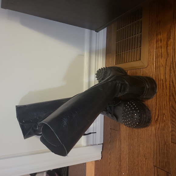 Knee high leather boots - Picture 3 of 5